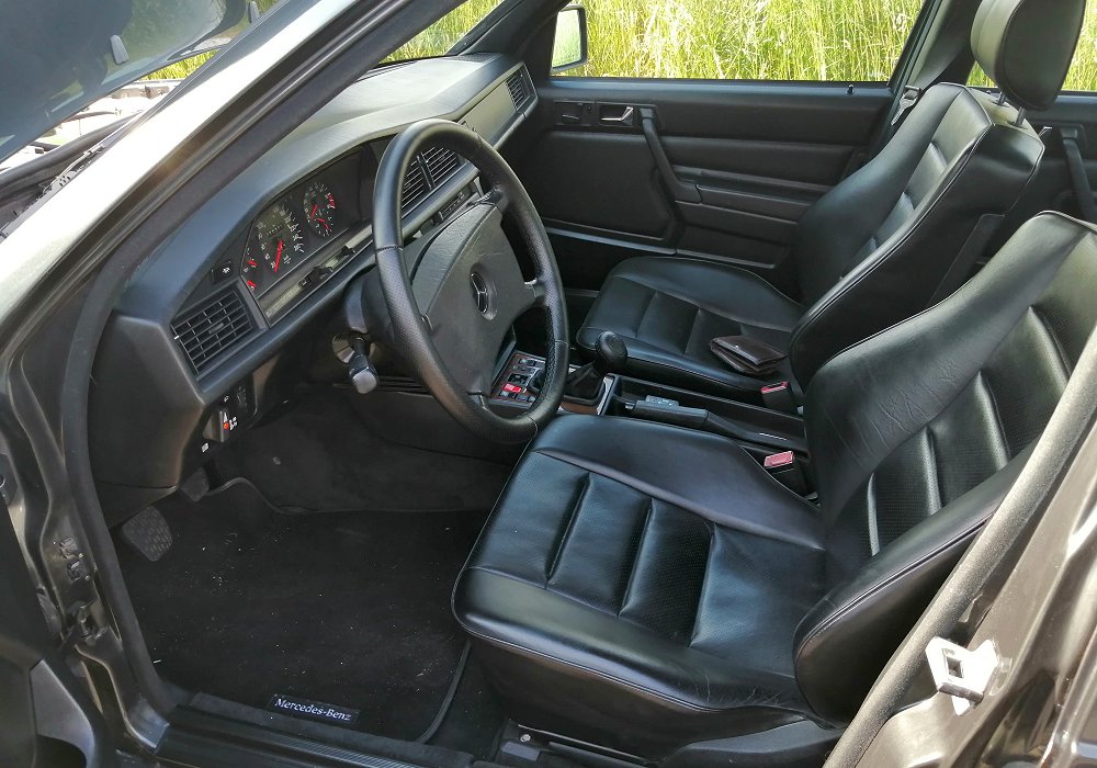 Mercedes-Benz 190 E 2.3-16 Cat