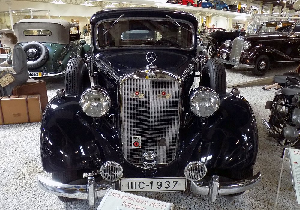 Mercedes-Benz 260 D Pullman