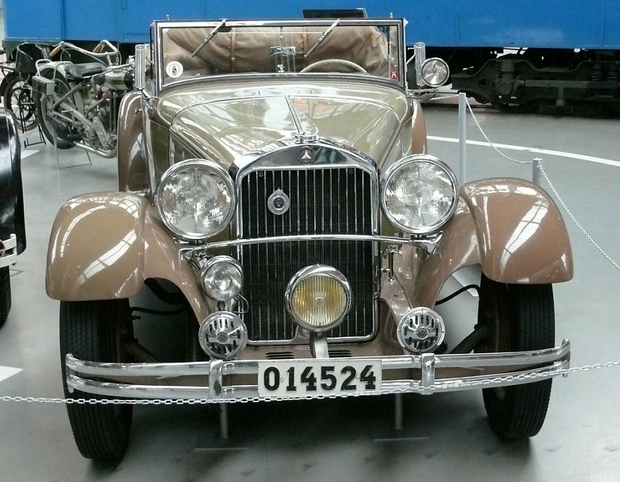 Mercedes-Benz 370 S Mannheim