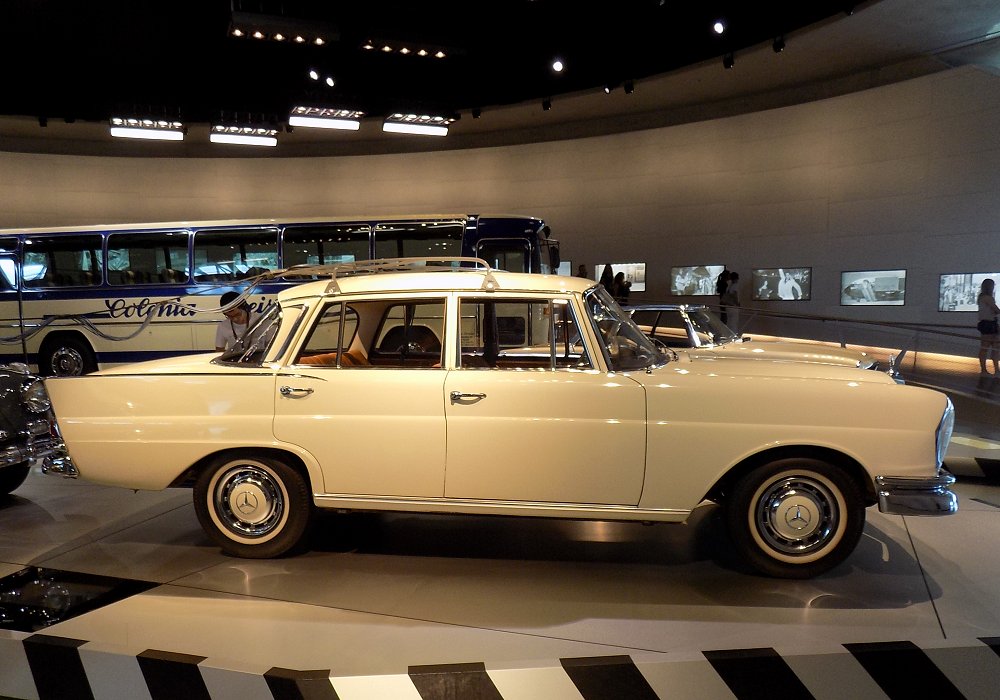 Mercedes-Benz 220 Sb Automatic