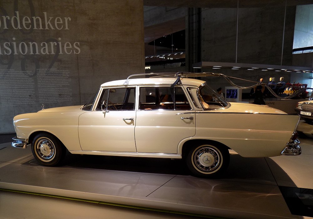 Mercedes-Benz 220 Sb Automatic