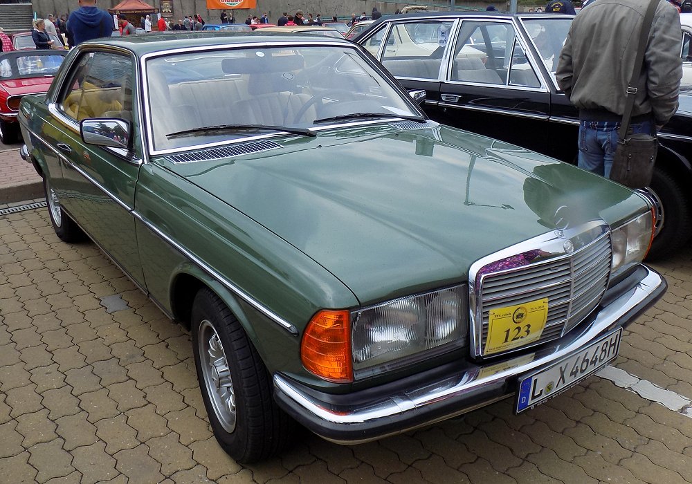 Mercedes-Benz 230 C Automatic