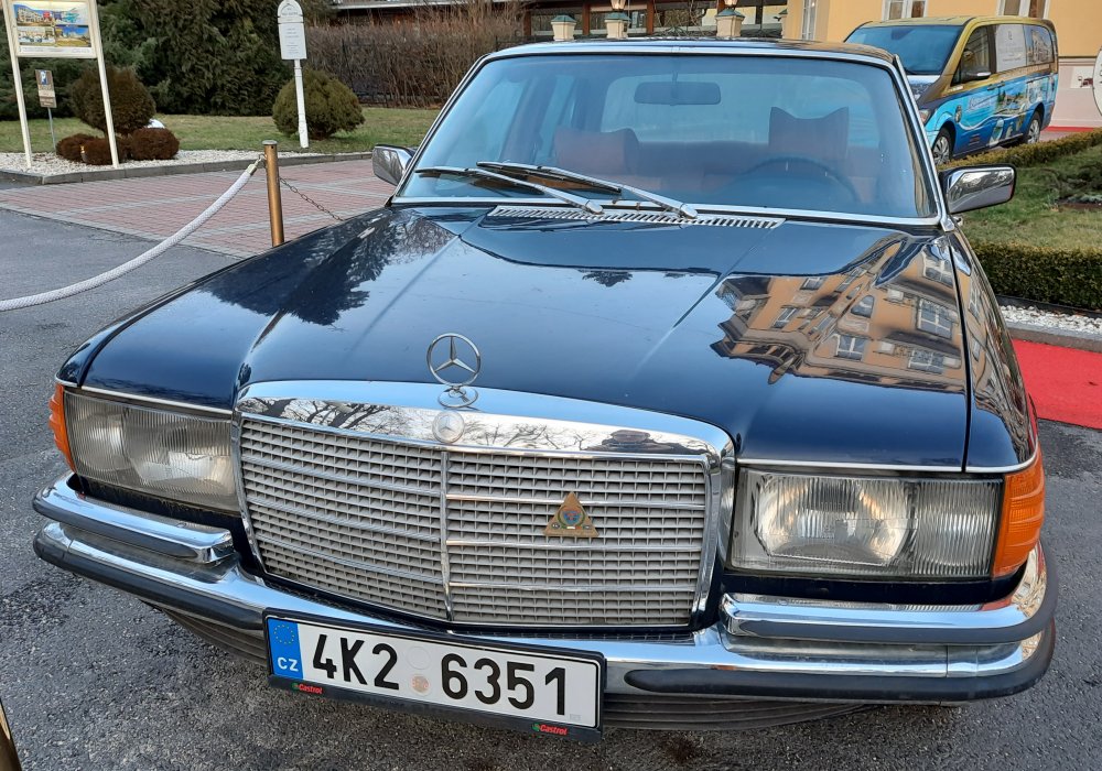 Mercedes-Benz 280 S