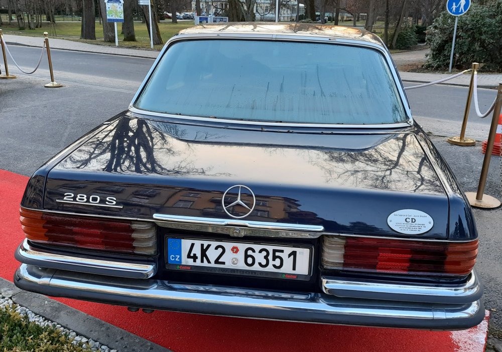 Mercedes-Benz 280 S