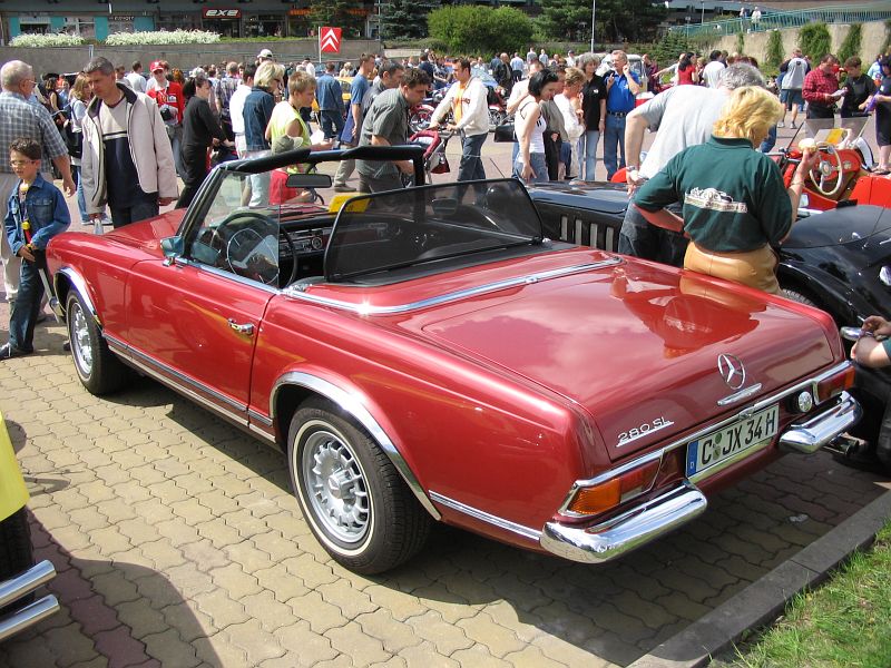 Mercedes-Benz 280 SL