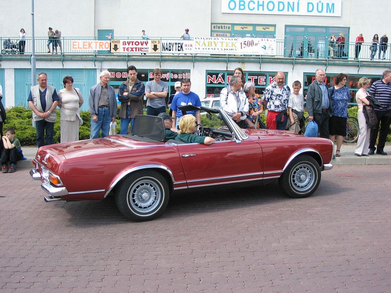 Mercedes-Benz 280 SL