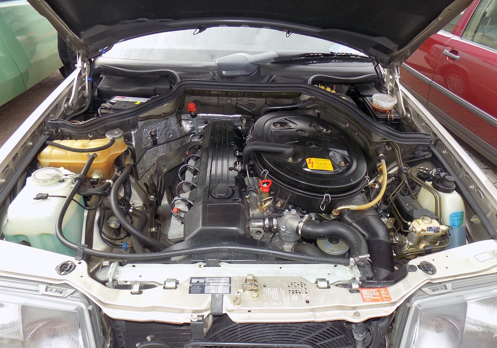 Mercedes-Benz 300 CE Automatic Kat