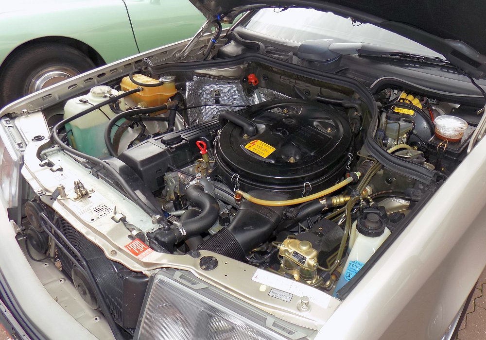 Mercedes-Benz 300 CE Automatic Kat