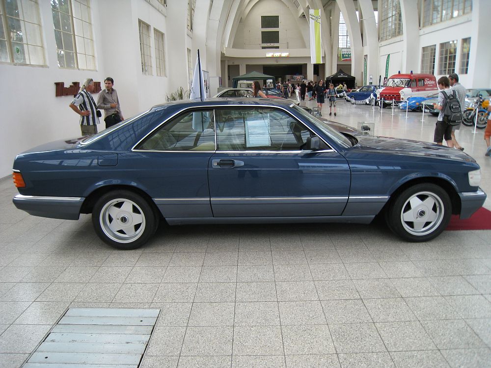 Mercedes-Benz 560 SEC