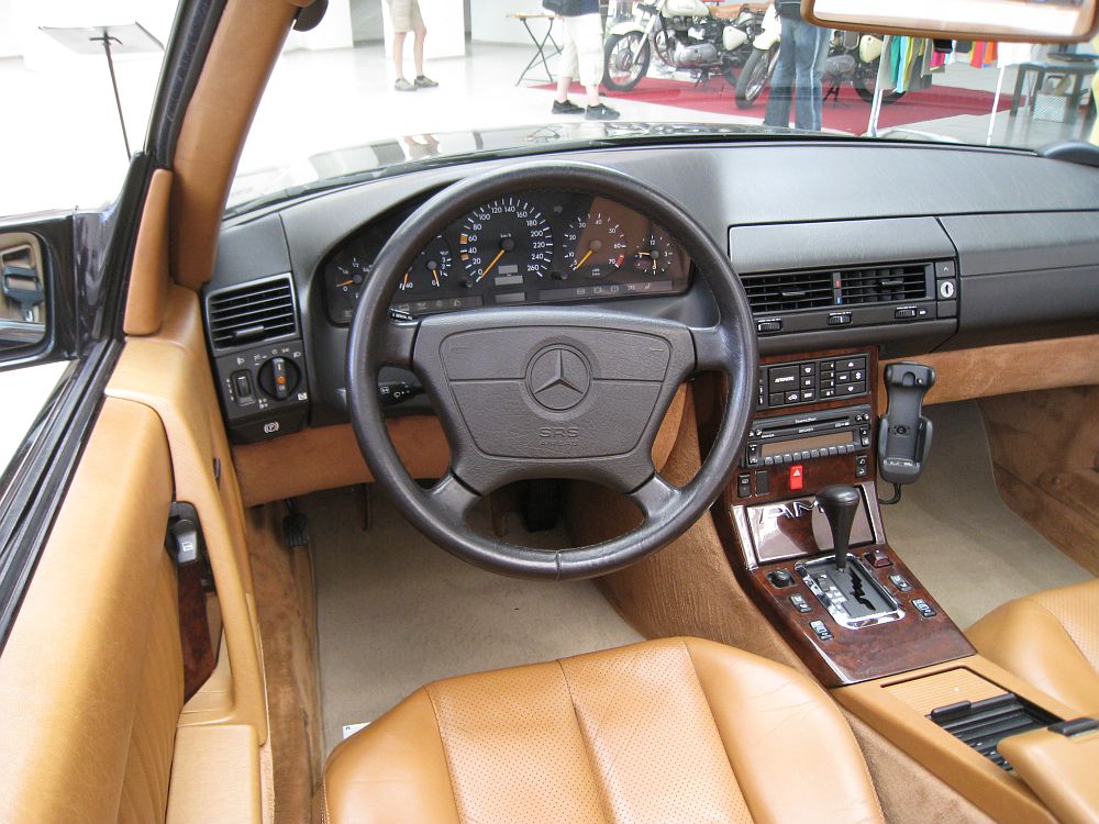 Mercedes-Benz SL 320